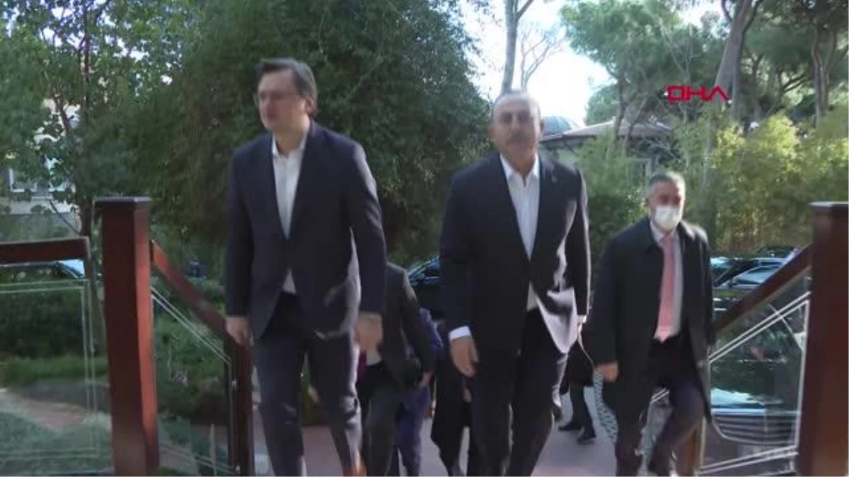 Son dakika haberleri... Rusya-Türkiye-Ukrayna Dışişleri Bakanları toplantısı öncesi Çavuşoğlu, Rusya Dışişleri Bakanı Lavrov ikili ve heyetlerarası görüştü