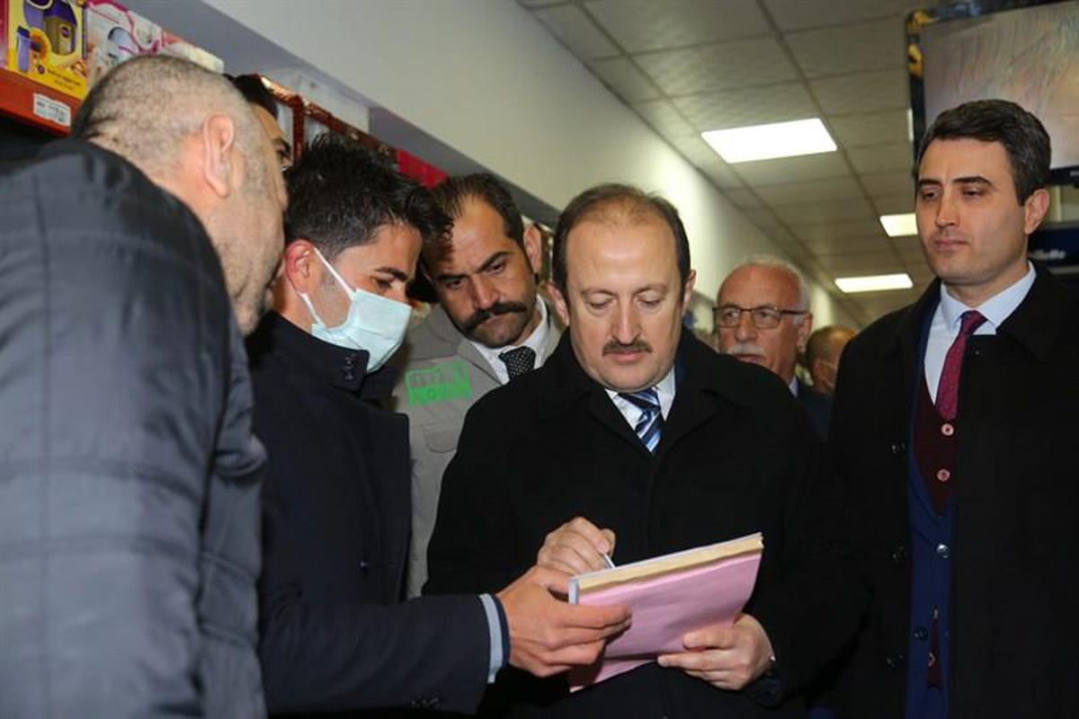 Şırnak Valisi Pehlivan, marketlerde denetimlere katıldı Açıklaması