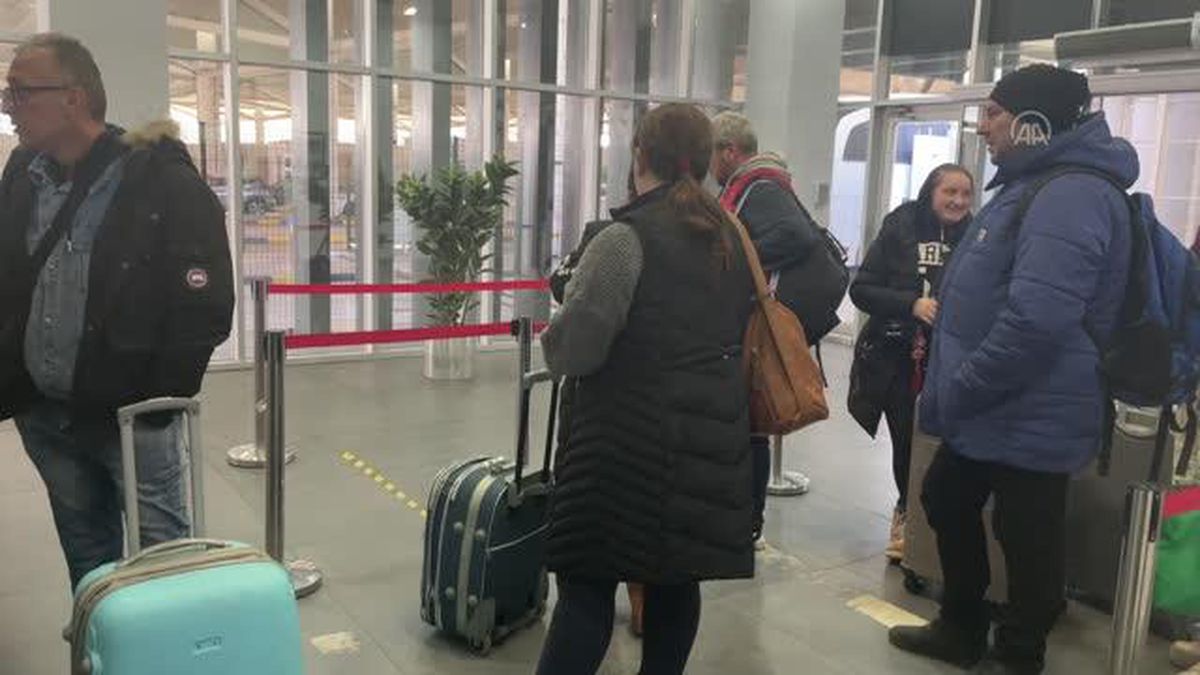 Son dakika: Ukrayna'dan ayrılan savaş mağdurlarının Türkiye'ye gelişleri sürüyor