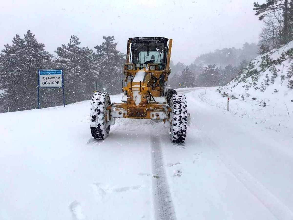 122 mahalle yolu ulaşıma açıldı