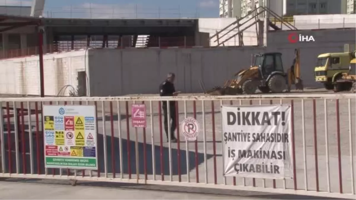 AK Parti İzmir'den opera binası çıkışı... Başkan Sürekli: 'Salyangoz hızıyla dahi yol almıyor'