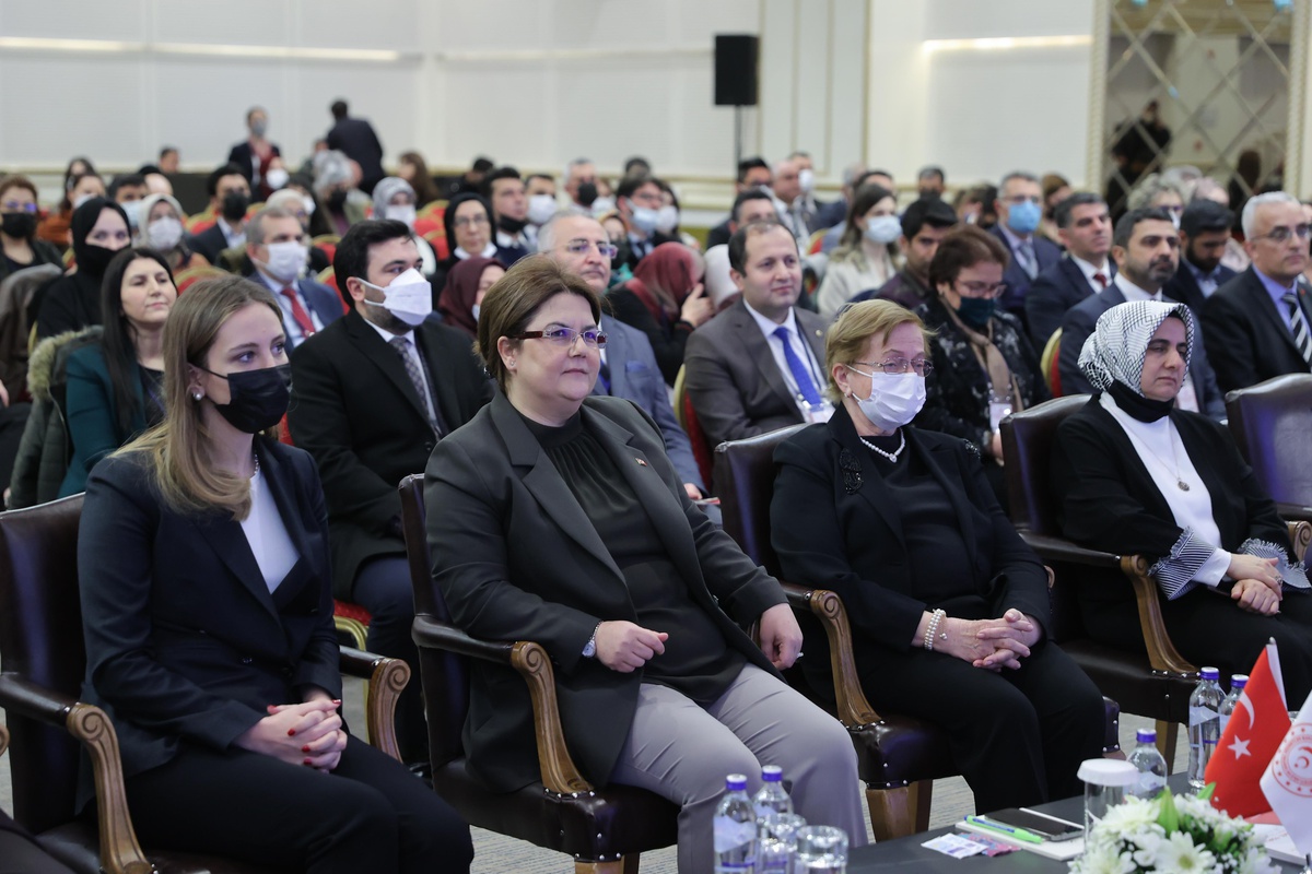 Bakan Yanık, "Sivil Toplum Vizyon Belgesi ve Eylem Planı"nın tanıtımında konuştu Açıklaması