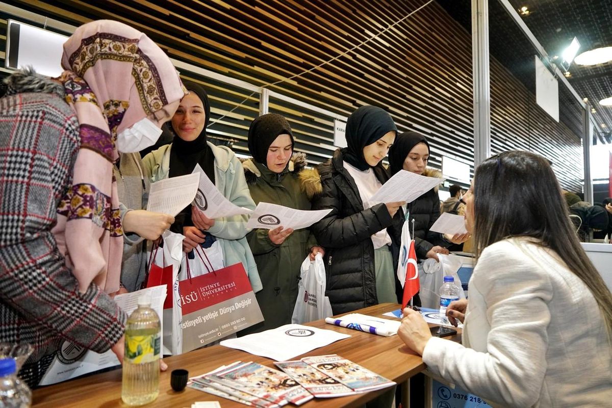ÇAKÜ\'ye Konya Üniversite Tanıtım Günleri\'nde yoğun ilgi