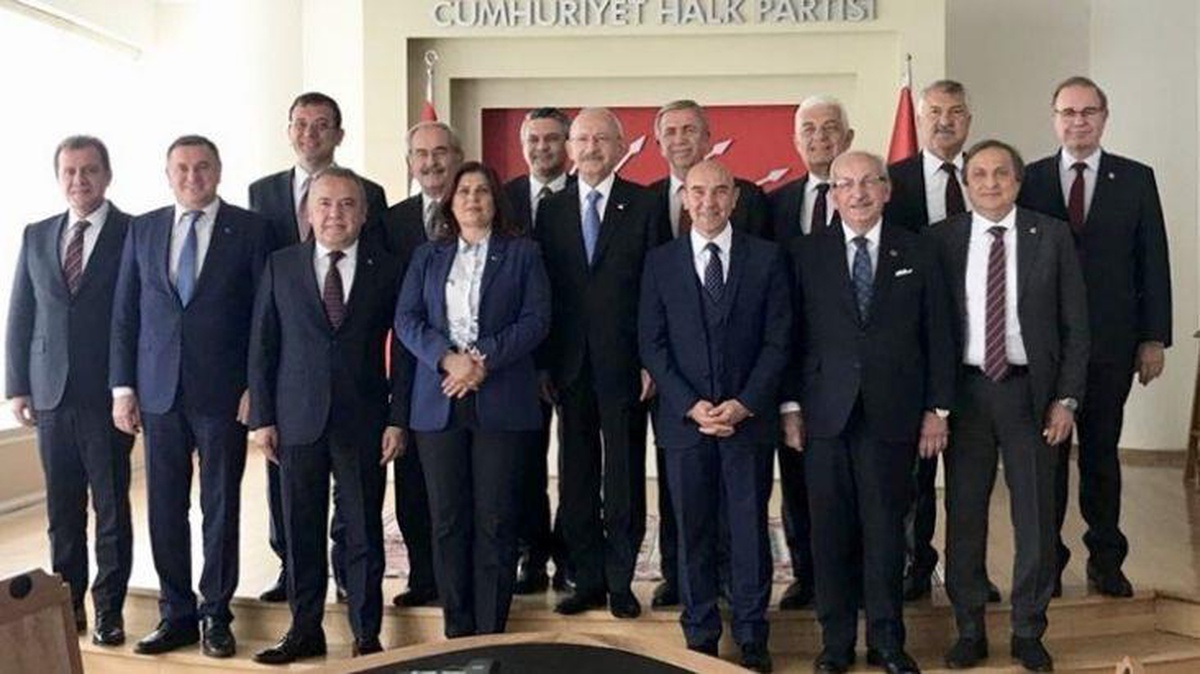 CHP\'li 11 büyükşehir belediye başkanından ortak açıklama: ÖTV alınmasın dedik, dikkate alınmadı, üzülerek toplu ulaşıma zam yapacağız!