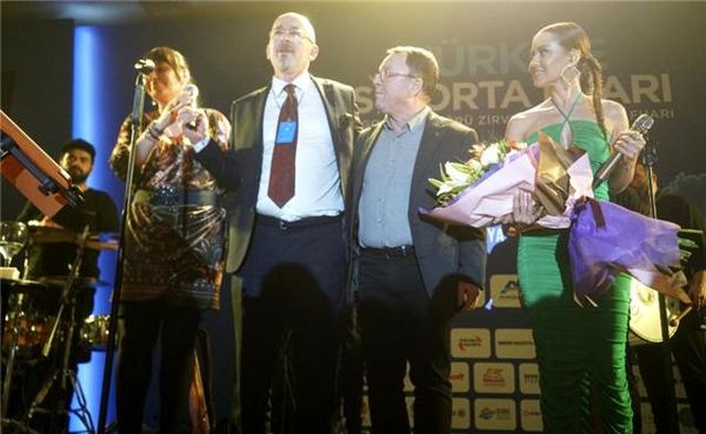 Derya Uluğ; En Güvenli Konser!
