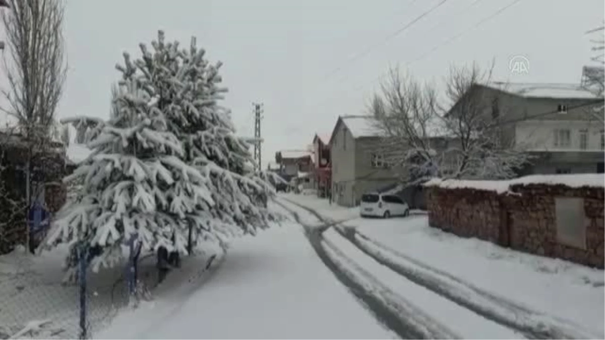 Doğanşehir\'de kar yağışı etkili oldu