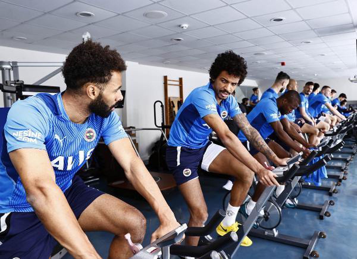 Fenerbahçe salonda çalıştı