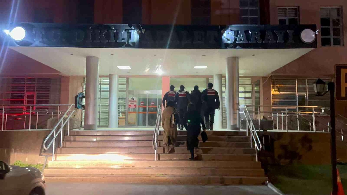 Son Dakika | İzmir\'de suç operasyonu: 8 kişi tutuklandı