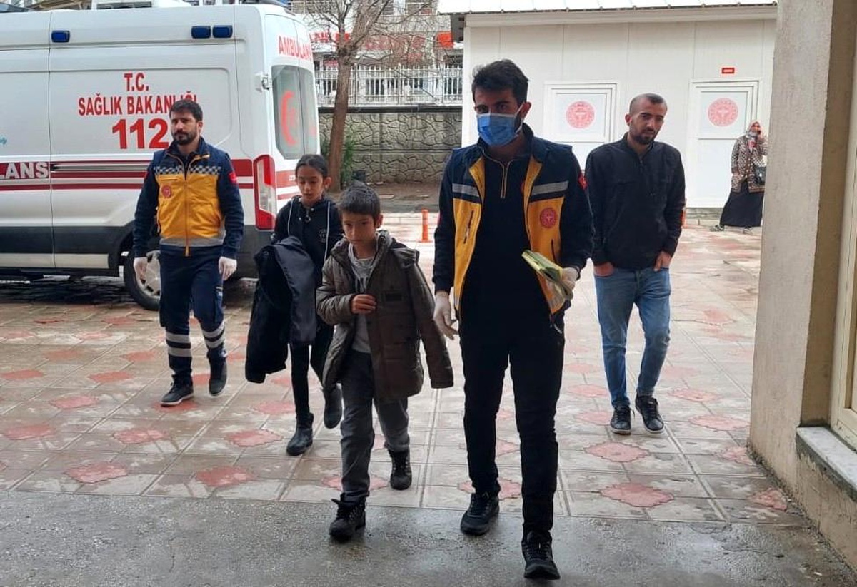 Karbonmonoksit gazından 2 kişi zehirlendi