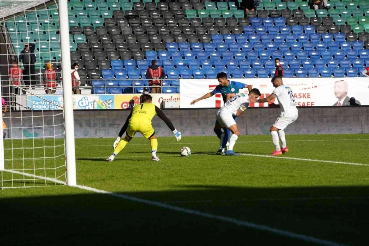 Kasımpaşa ile Çaykur Rizespor Süper Lig'de 18. randevuda