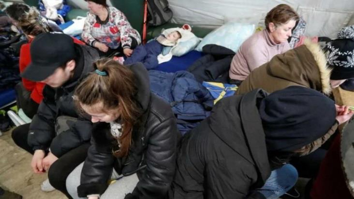 Kızılhaç Ukrayna yetkilisi açıkladı: Mariupol\'de içecek su yok, market ve eczaneler yağmalandı