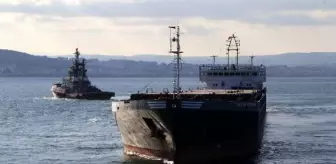 Mısır yüklü gemi Çanakkale Boğazı'nda karaya oturdu (2)