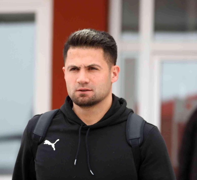 Sivasspor, Adana'ya gitti