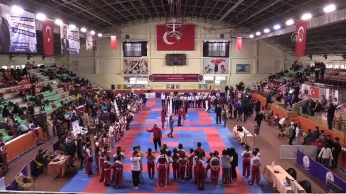 Türkiye Okullar Kick Boks Şampiyonası başladı