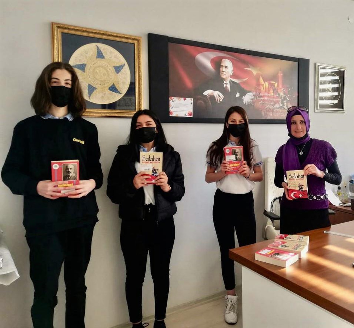 Türkiye ve Azerbaycan\'dan öğrenciler İstiklal Marşı için ortak proje yürütüyor
