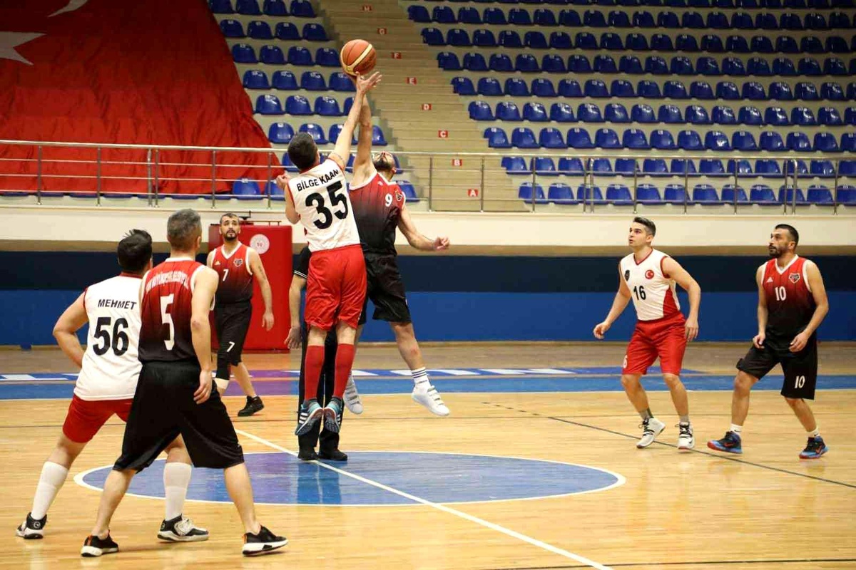 Van\'da kurumlar arası basketbol turnuvası