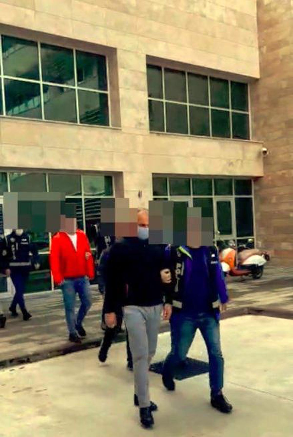 Antalya\'da yağma ve tefecilik operasyonu: 11 gözaltı, 5 tutuklama