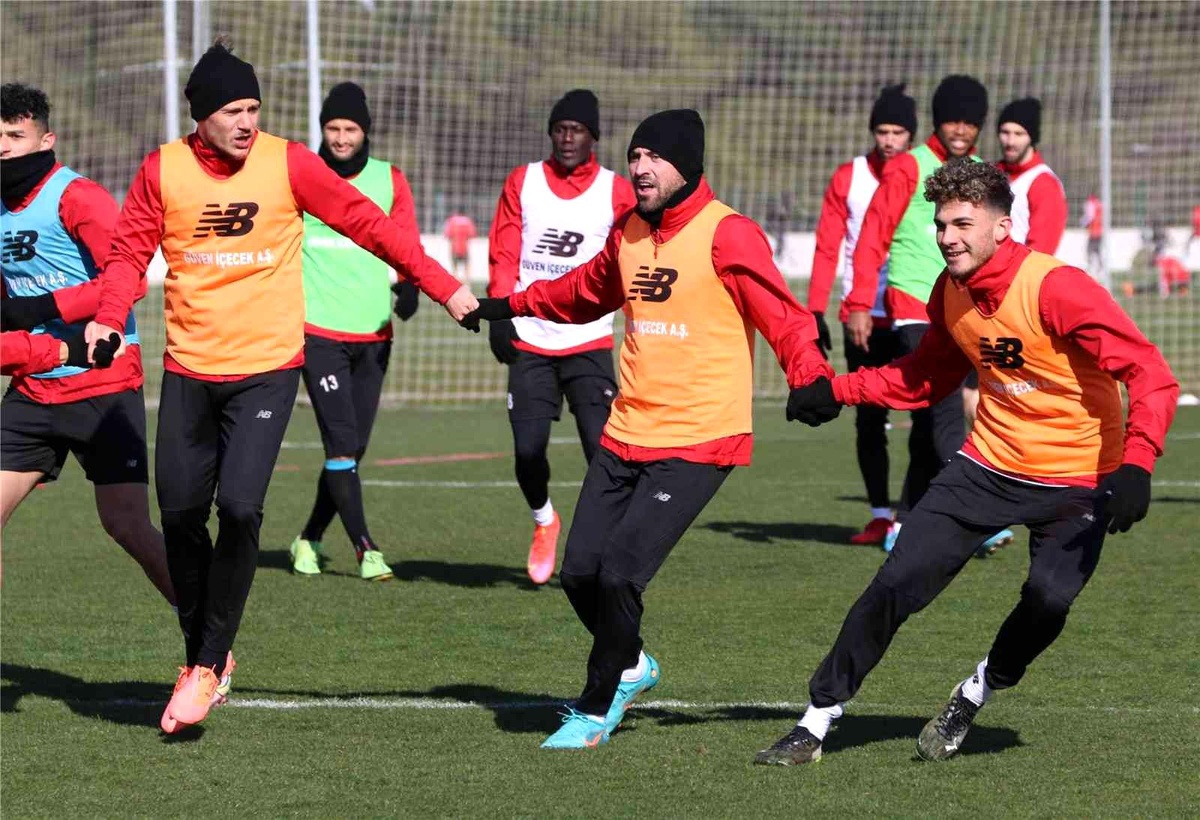 Antalyaspor\'dan, Başakşehir maçına erteleme talebi