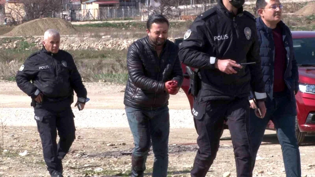 Arkadaşını öldürdü, mağdur rolü yapıp suçu hayali zanlıya yıkmaya çalıştı