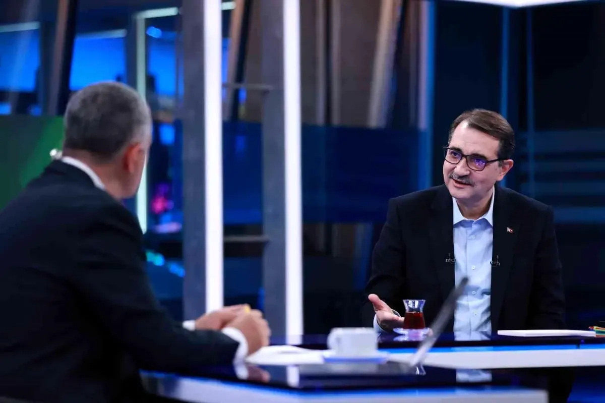 Son dakika haber | Bakan Dönmez: "Ukrayna krizi enerji anlamında bizi şu anda etkilemez"