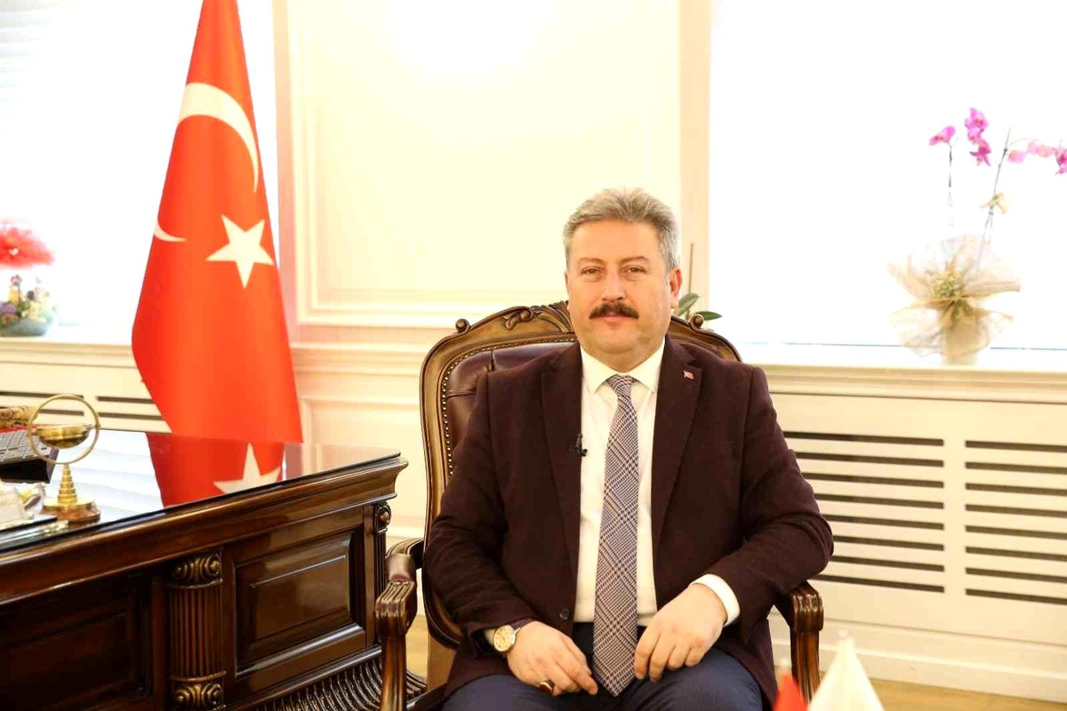 Başkan Palancıoğlu: "İstiklal Marşı; Türk milletinin ortak sesidir"