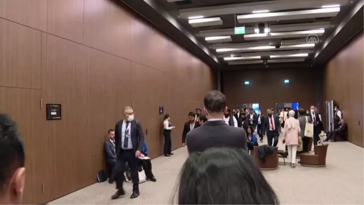 Çavuşoğlu, Afganistan Taliban geçici hükümetinin Dışişleri Bakanı Vekili Emirhan Muttaki ile görüştü