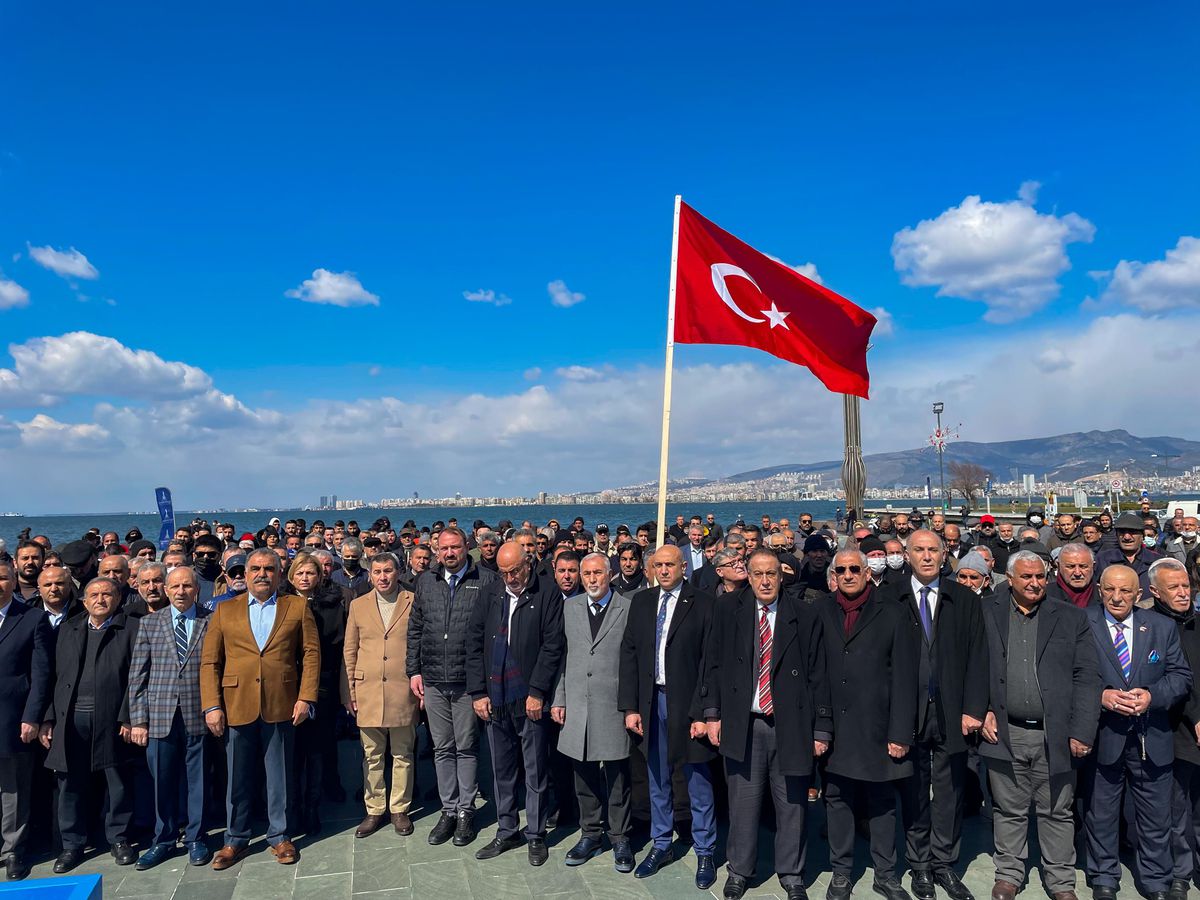 Erzurum\'un düşman işgalinden kurtuluşunun yıl dönümü İzmir\'de de kutlandı