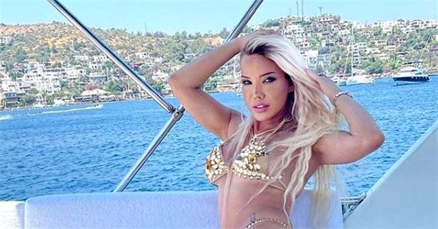 Hakkında Yakalama Kararı Çıkarılan Esra Ersoy'dan İlk Açıklama