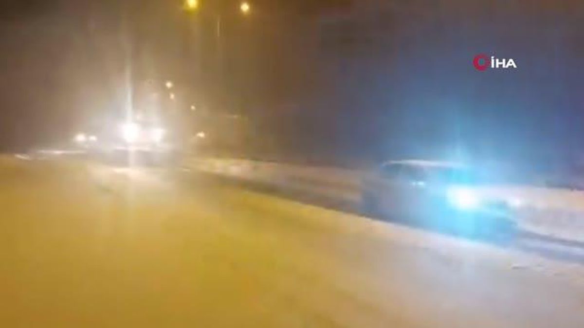 Karayolları ekiplerinin kar mesaisi