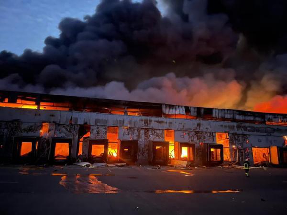 Kiev bölgesinde donmuş gıda deposu bombalandı