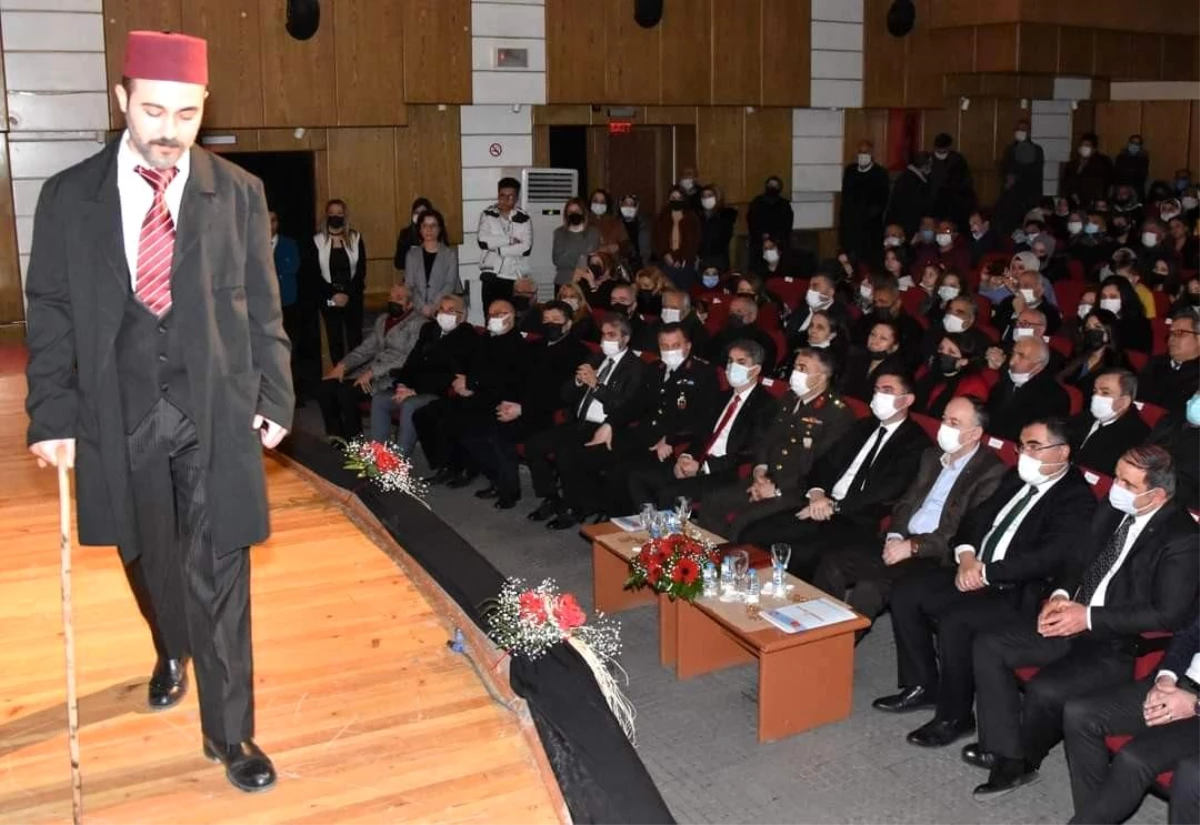 Milli Şair Mehmet Akif Ersoy, İstiklal Marşı\'nın kabulünün 101. yılında anıldı