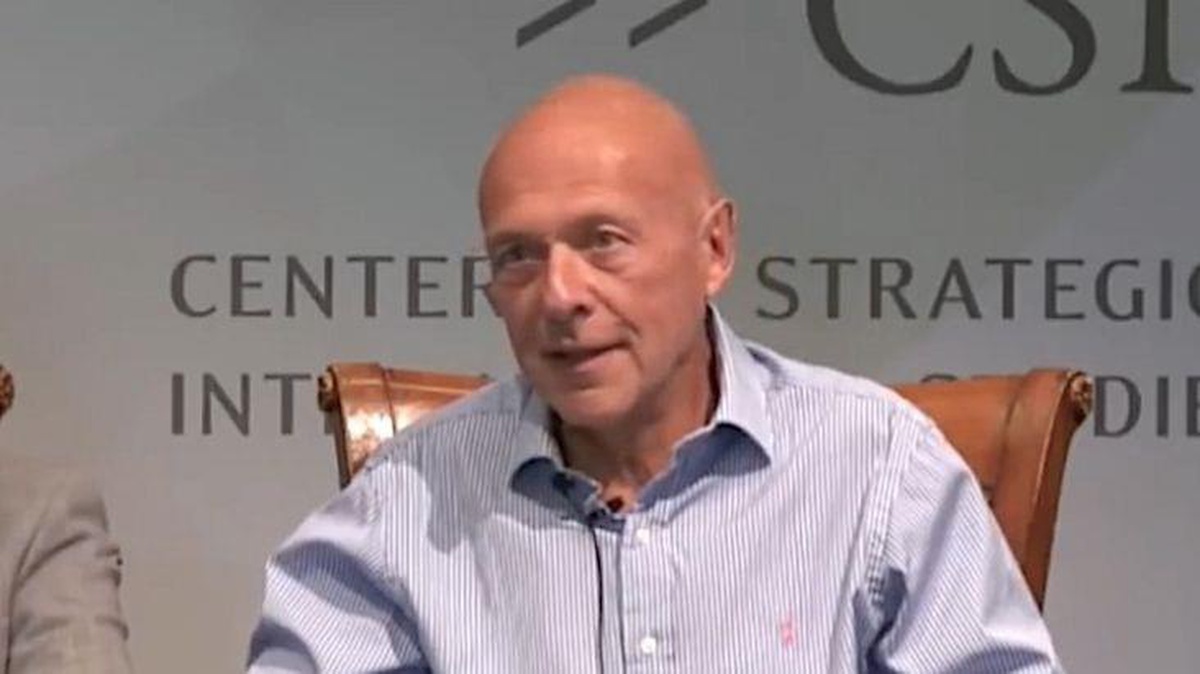 Rusya\'nın kurucu Dışişleri Bakanı Andrei Kozirev: Putin darbeyle devrilebilir ya da sonu mezar olur!