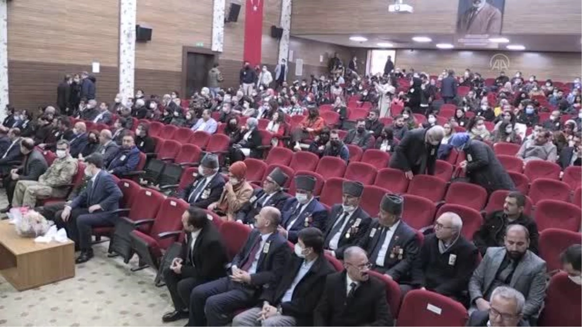 ŞANLIURFA - İstiklal Marşı\'nın Kabulü ve Mehmet Akif Ersoy\'u Anma Günü kutlandı