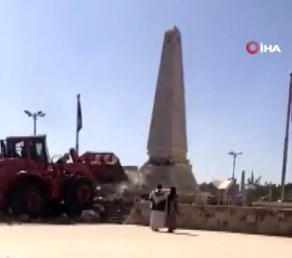 Türkiye\'deki Yemenli Öğrenciler Derneği\'nden Türk Şehitlik Anıtı\'na düzenlenen saldırıya kınama