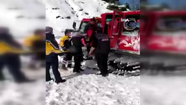 AFAD ve UMKE ekipleri yolları kapanan köylerdeki hasta bebekler için seferber oldu