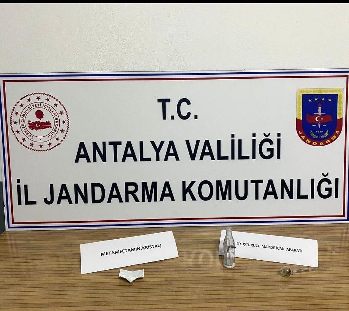 Antalya\'da jandarmadan uyuşturucuya geçit yok