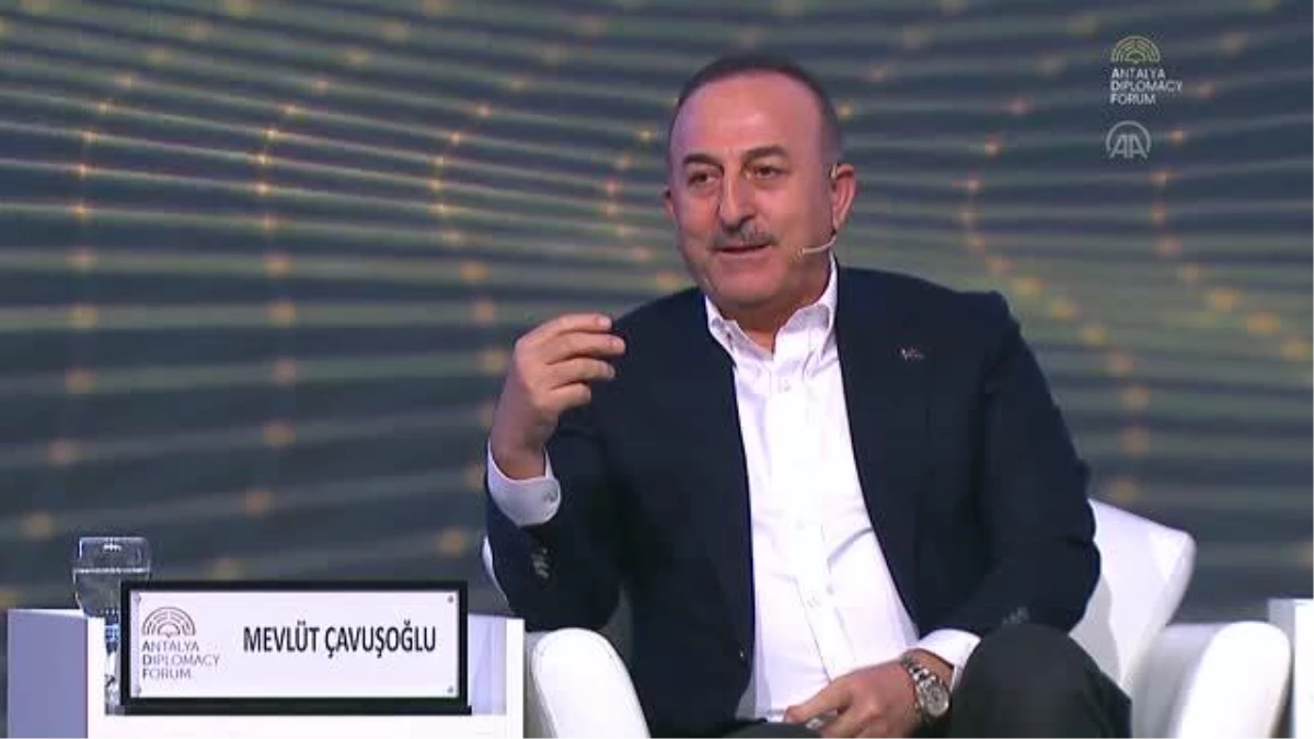 Çavuşoğlu: "Gelecekle ilgili hedefler koymak lazım. Hedef koyduğunuz zaman mutlaka ulaşırsınız"