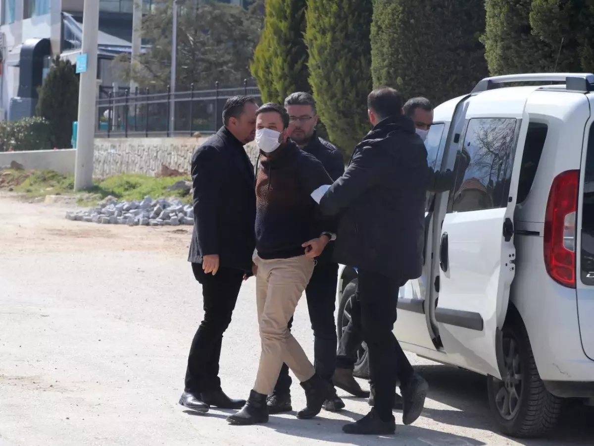 Son dakika haberi: Denizli'de arkadaşını bıçakla öldürdüğü öne sürülen şüpheli tutuklandı