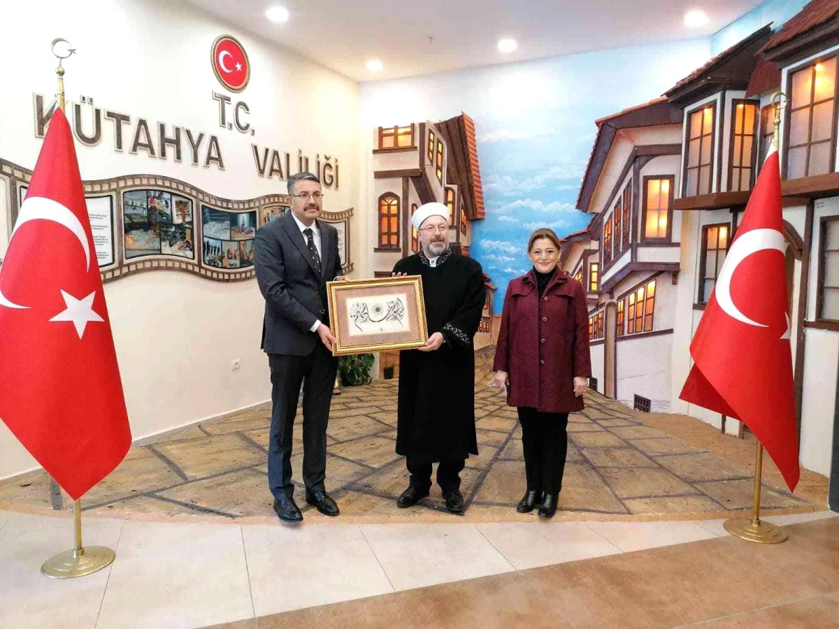 Diyanet İşleri Başkanı Ali Erbaş, Kütahya\'da ziyaretlerde bulundu