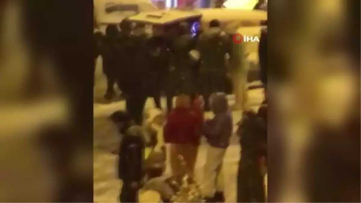 İstanbul\'da halaylı \'kar\' kutlaması