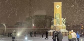 Kar yağışı aralıklarla devam ediyor