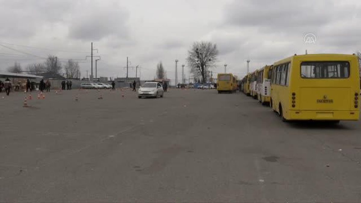 Kiev yakınındaki Buça'dan tahliyeler sürüyor