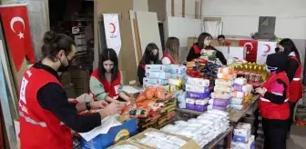 Manisa esnafından 100 aileye gıda kolisi yardımı