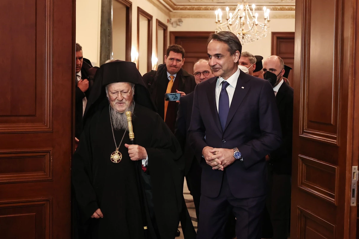 Son dakika gündem: Yunanistan Başbakanı Miçotakis, Fener Rum Patrikhanesi\'nden ayrıldı