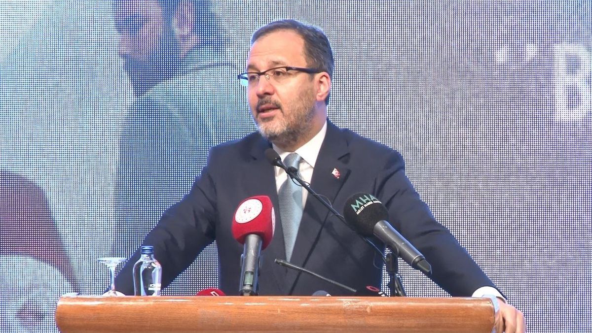 Bakan Kasapoğlu: 'Gençler bu bakanlık sizin bakanlığınız'