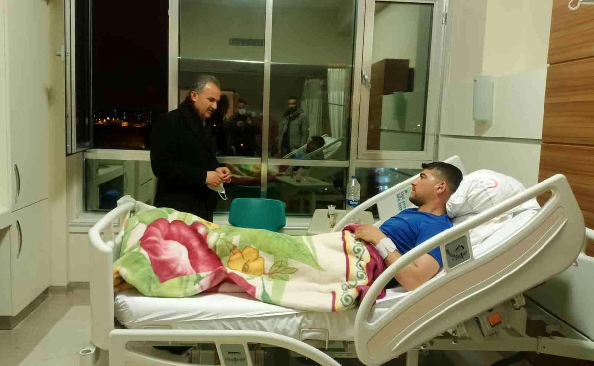Başkan Kılınç\'tan ameliyat olan gaziye geçmiş olsun ziyareti