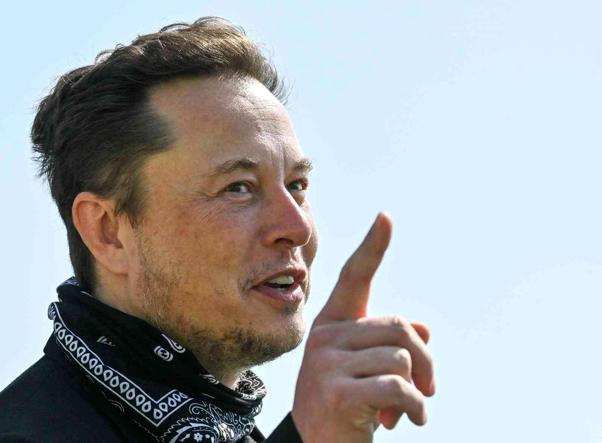 Elon Musk\'tan Putin\'e "teke tek dövüş" teklifi