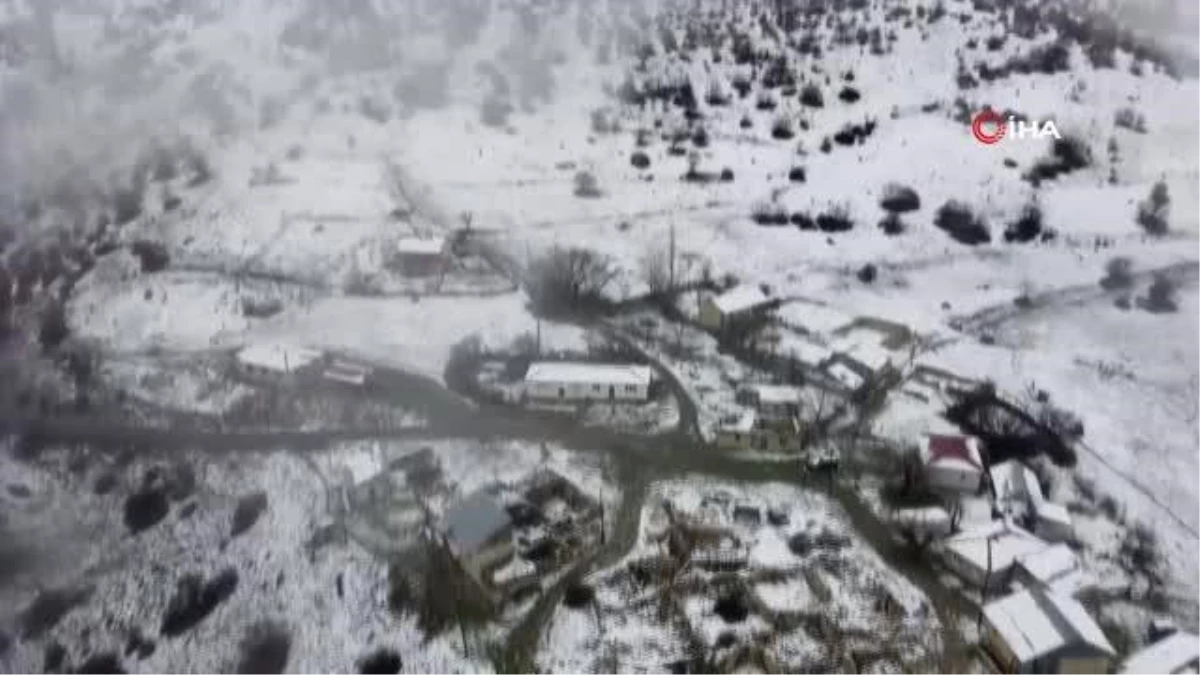 Erzincan\'da kar ve tipiden 104 köy yolu ulaşıma kapandı