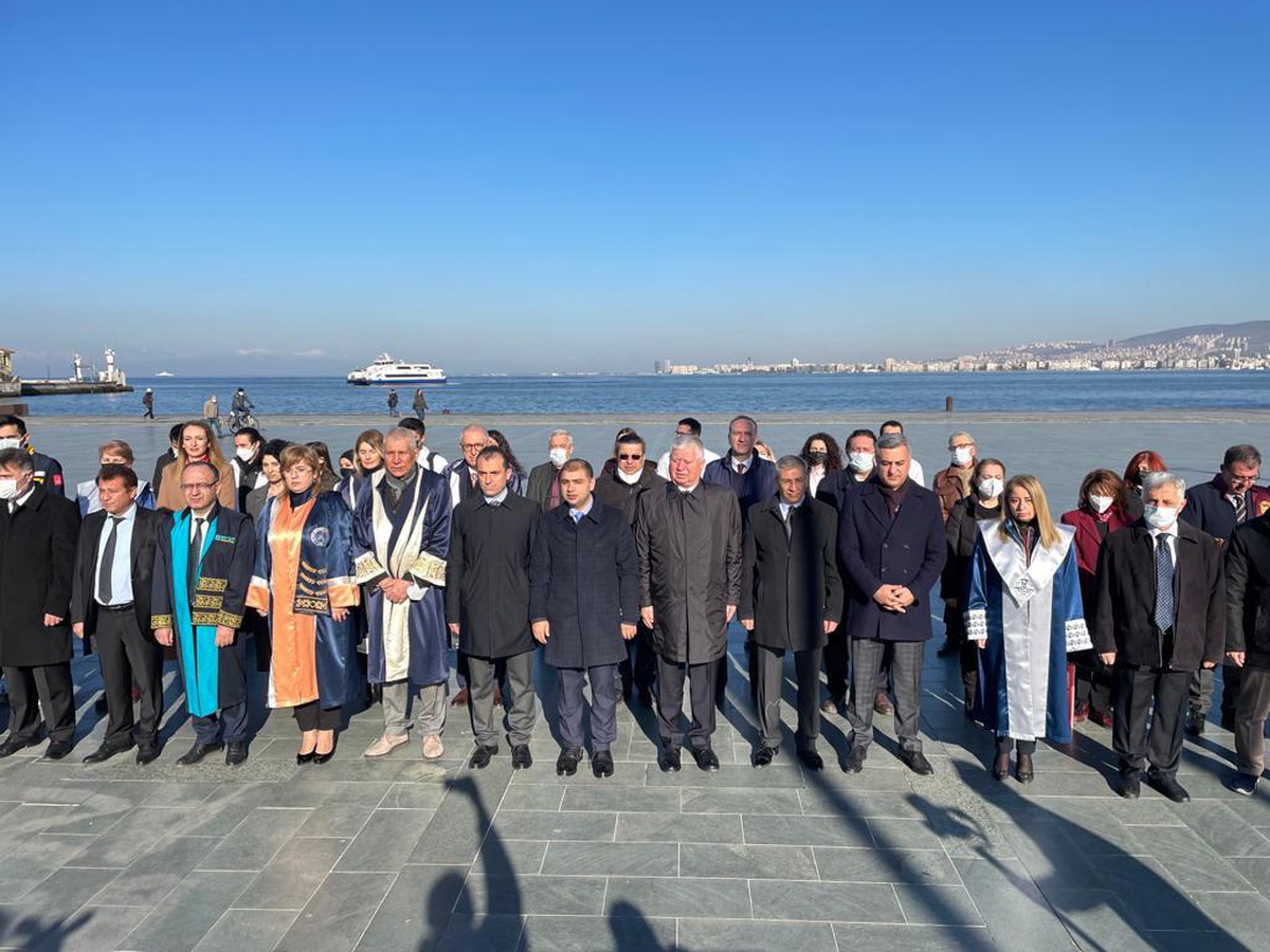 İzmir 14 Mart Tıp Bayramı törenle kutlandı