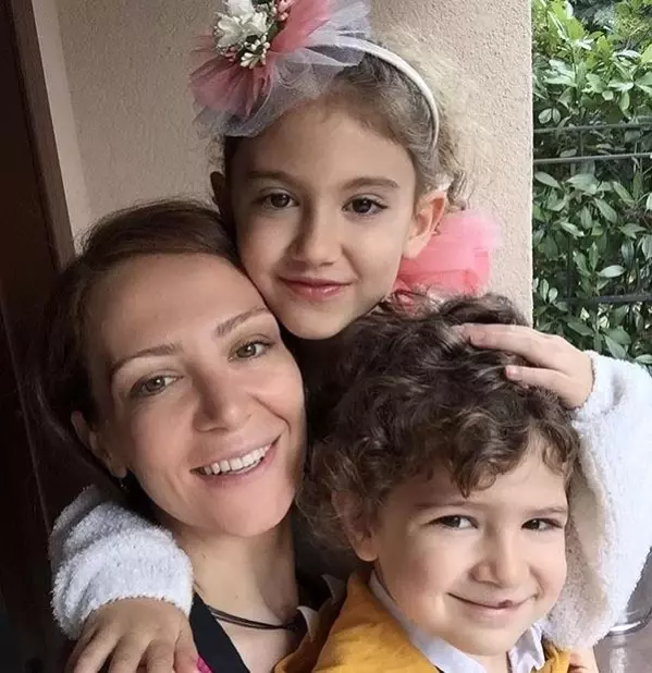 Kıraç'ın Eşi Bakın Kim Çıktı! O da Ünlüymüş...